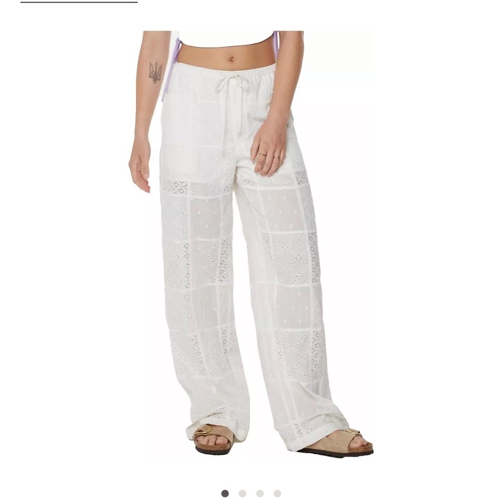 Roxy Women's Medium Precious Patchwork Pants Snow White NWT Beach Half Lined - Picture 6 of 10